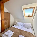 Luna - Klimatyczny Nr 8 Z Widokiem Na Poddaszu - Gory Sowie - Jezioro Appartement