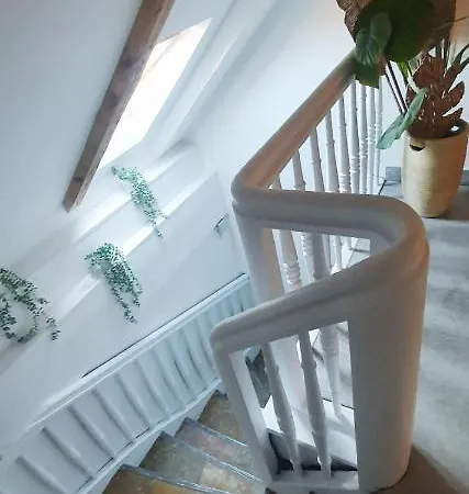 Luna - Klimatyczny Nr 8 Z Widokiem Na Poddaszu - Gory Sowie - Jezioro Apartment