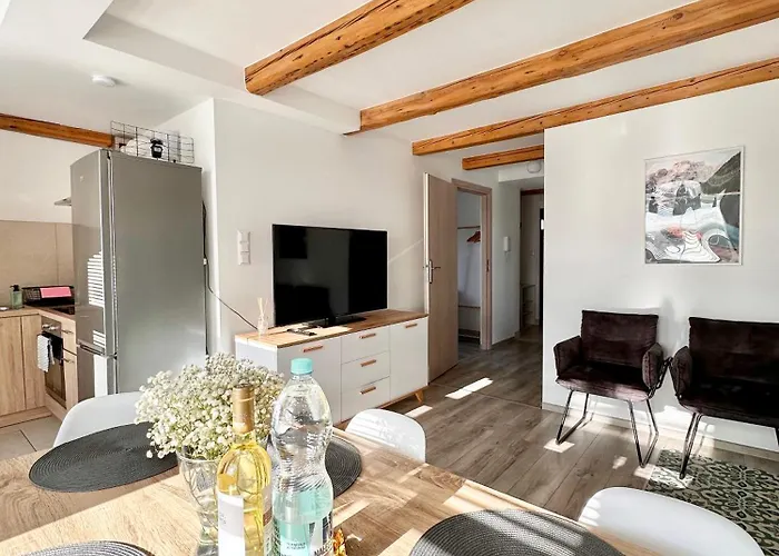 Klimatyczny Nr 8 Z Widokiem Na Gory Sowie Appartement Bielawa (Dzierzoniow)